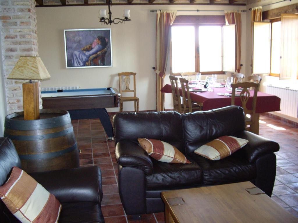 Pago De Trascasas Villa Cubillas de Santa Marta Екстериор снимка